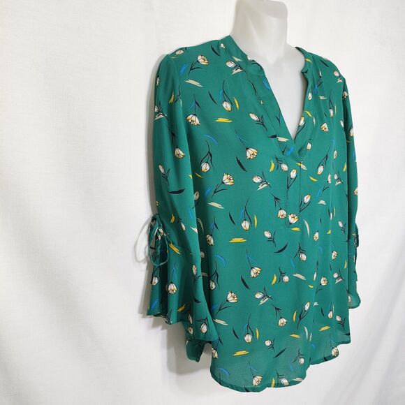 41 Hawthorn Womens Blouse Small Trina Bell Tie 3/4 Sleeve Green Floral V Neck - Picture 4 of 12